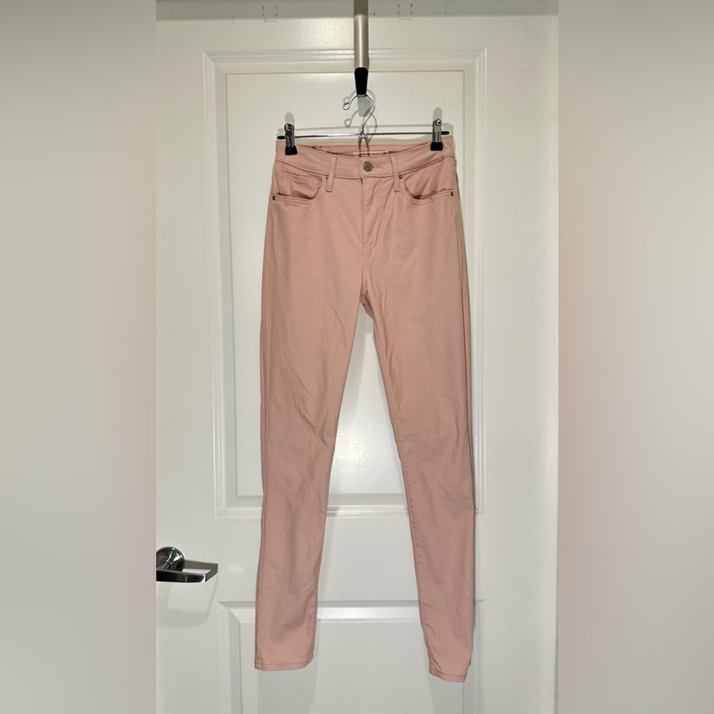 Levi’s Premium 721 High Rise jeans in soft pink